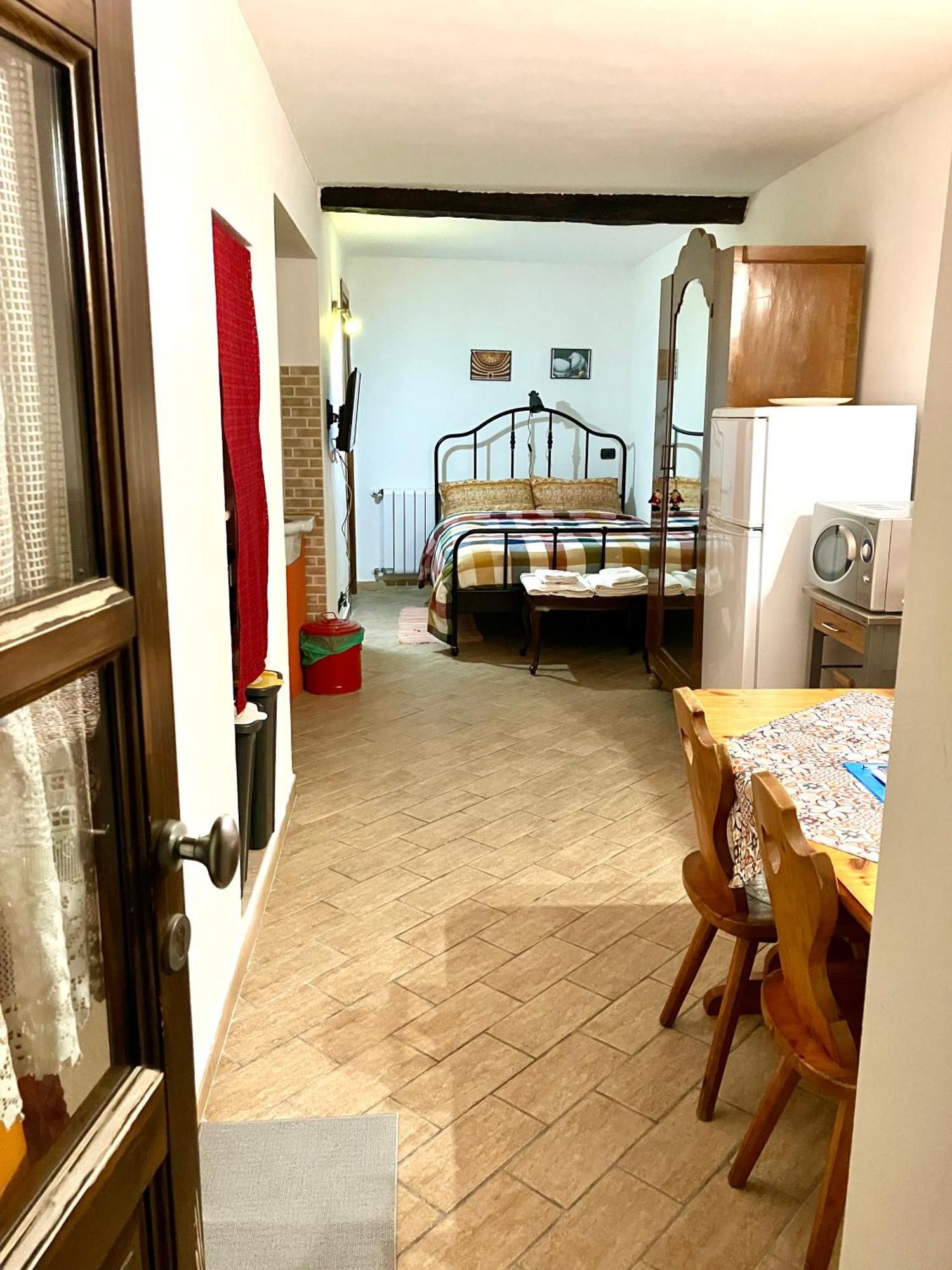 Case Vacanza Cipriano Spacious Apartment And Cosy Studio Monolocale Torretta  Exterior photo